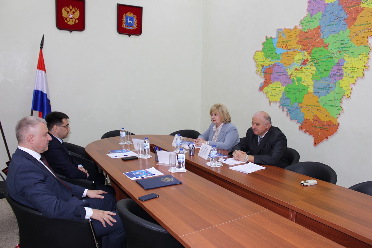 Подписано соглашение о взаимодействии и сотрудничестве между Уполномоченным по правам человека в Самарской области и Приволжской транспортной прокуратурой