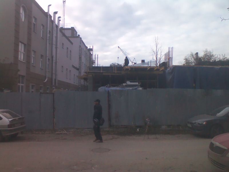 Стройка в центре Самары идет без разрешительных локументов.