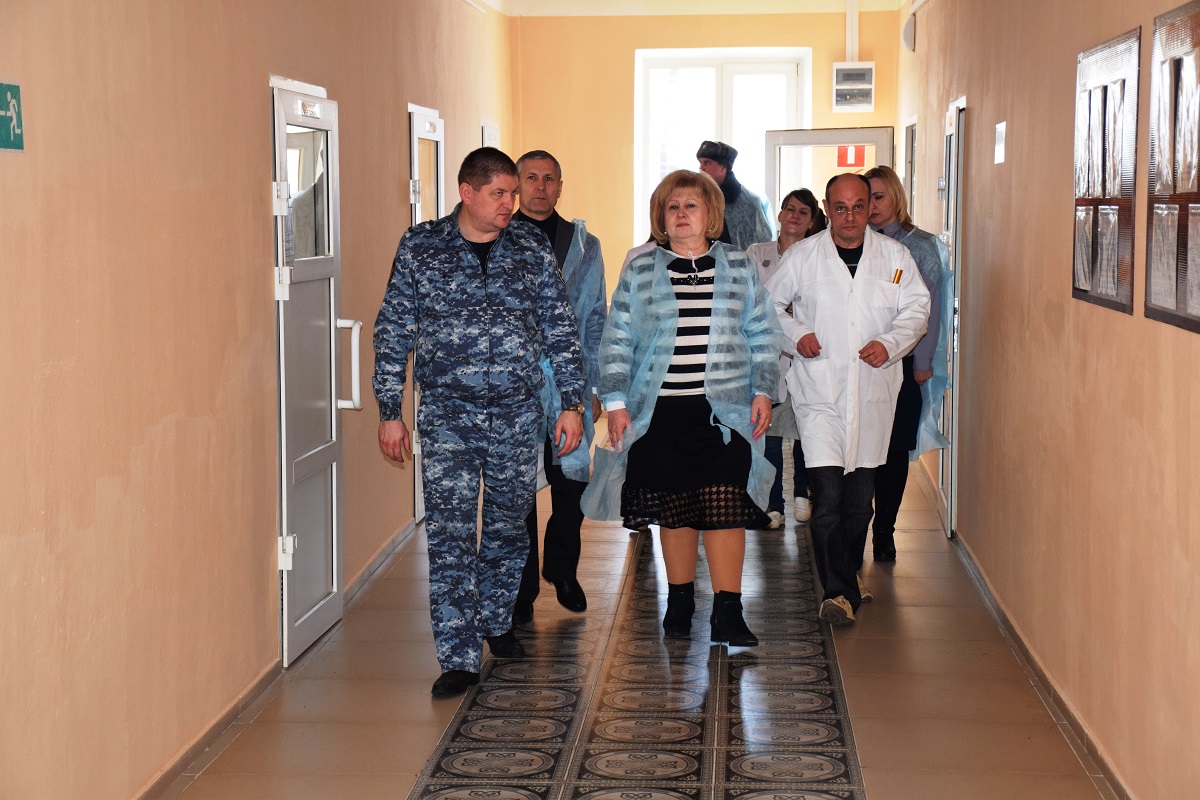 Посещение пострадавших заключенных ИК-5 в ФКЛПУ ОСБ УФСИН России по Самарской области