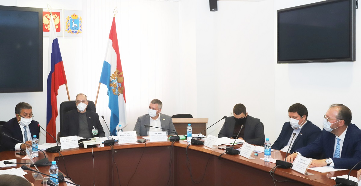 Заседание Комитета по жилищно-коммунальному хозяйству, топливно-энергетическому комплексу и охране окружающей среды Самарской Губернской Думы