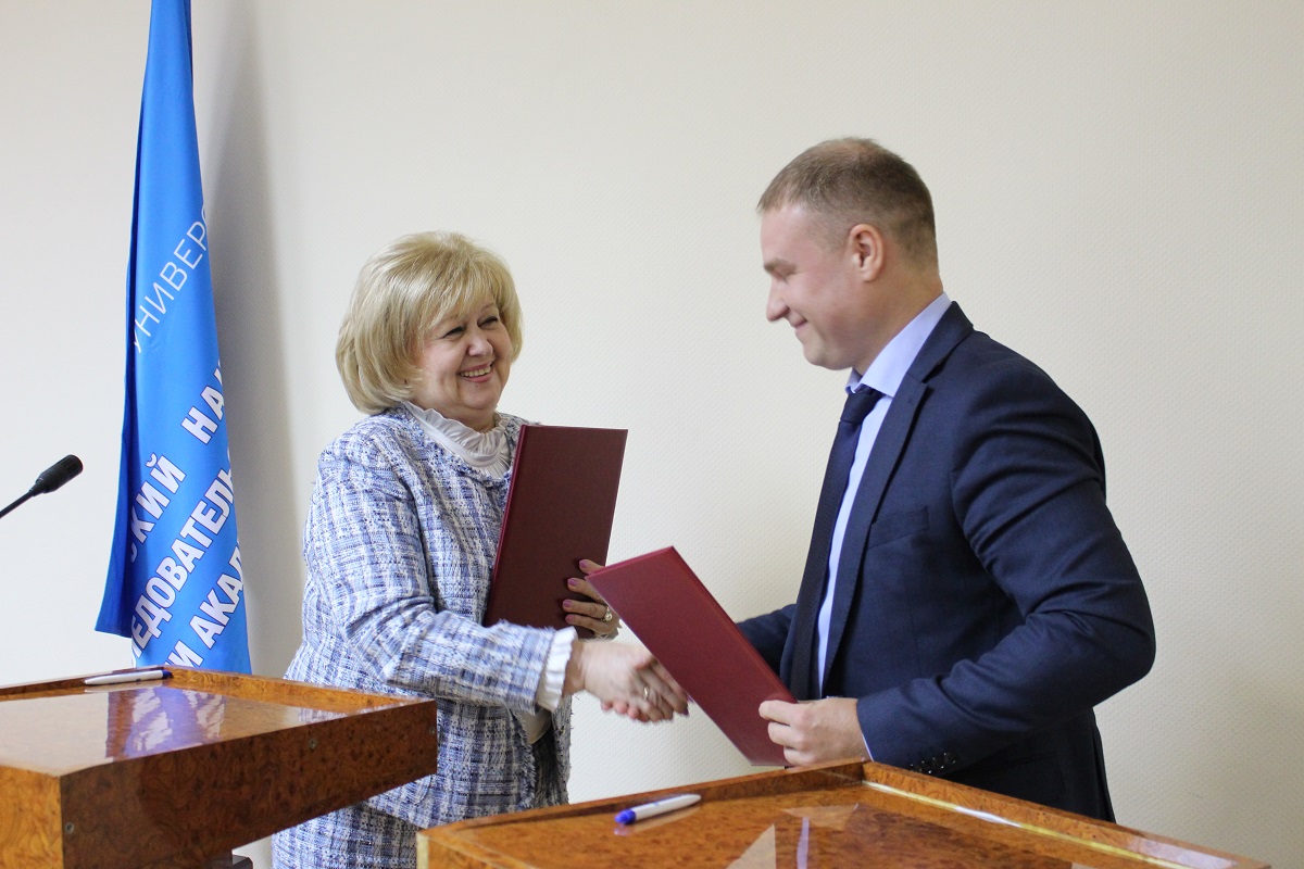 Подписание соглашения о взаимодействии Уполномоченного по правам человека в ОНК